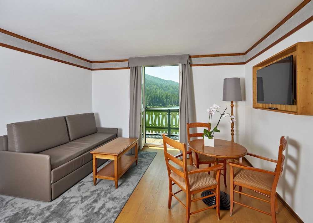 GRAND HOTEL MISURINA 56/87