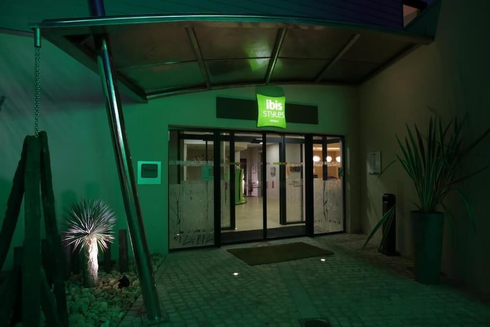 Ibis Styles Villeneuve Sur Lot Hotel 34/68