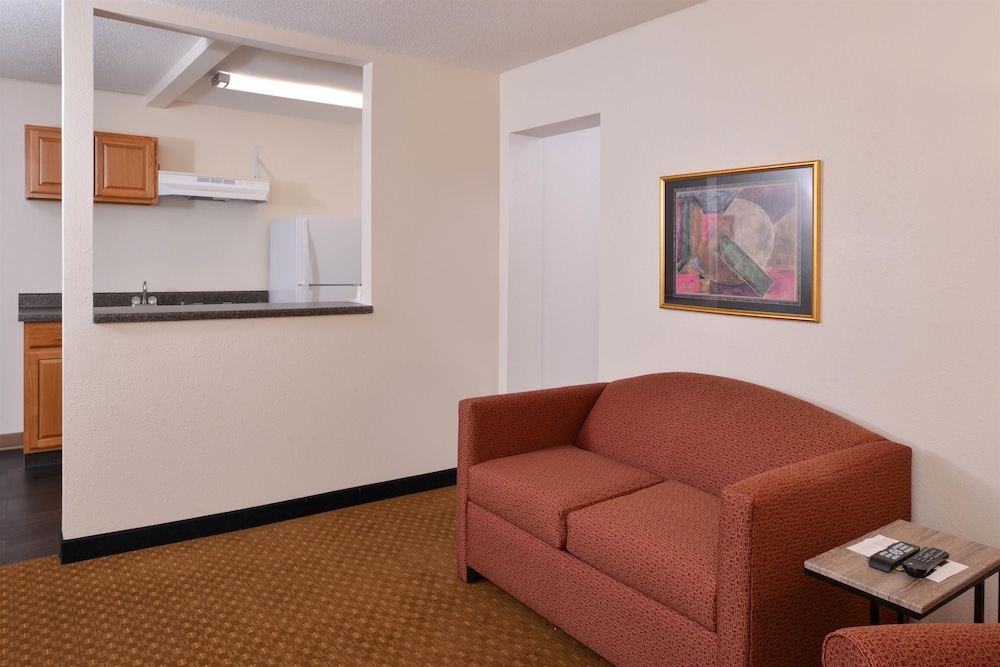 Americas Best Value Inn & Suites Atlantic 23/32