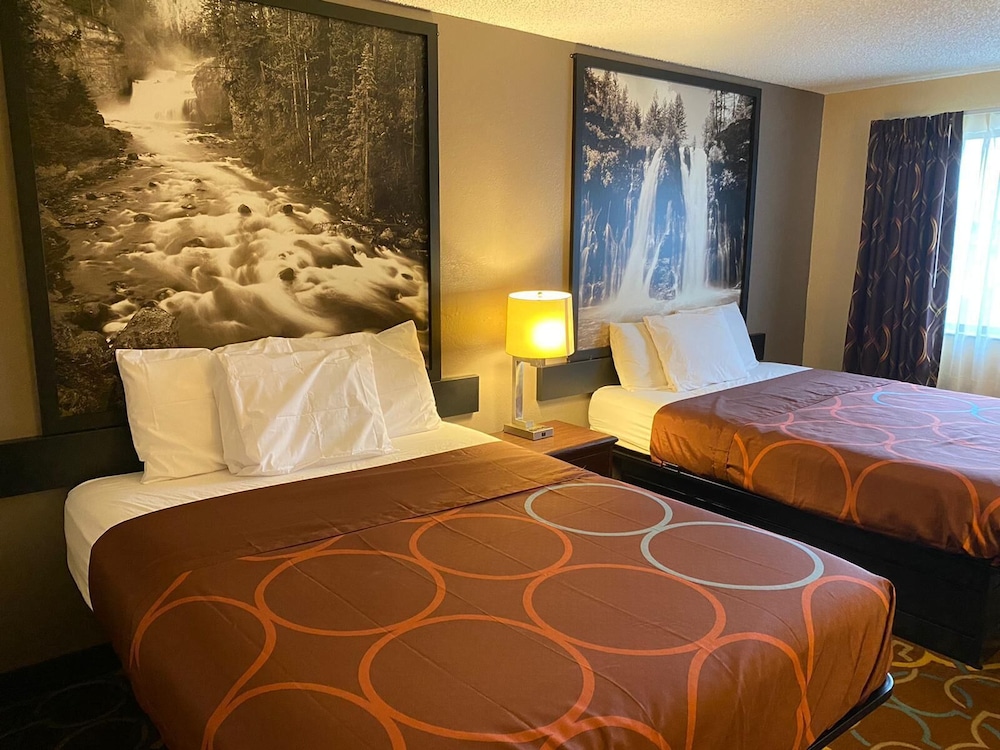 Super 8 By Wyndham Kansas City At Barry Road/Airport 13/37