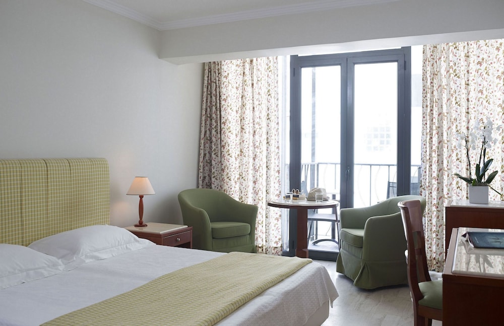 ROOM, TWIN BEDS, SEA VIEW, BALCONY