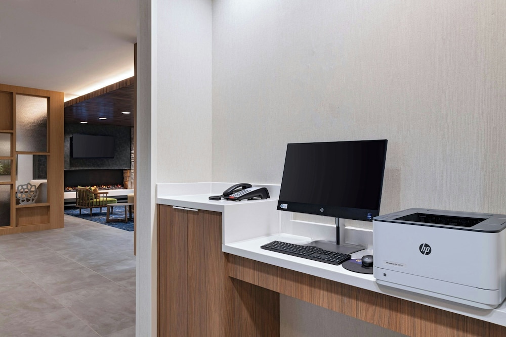 Fairfield Inn & Suites Fort Worth Alliance Airport 14/18