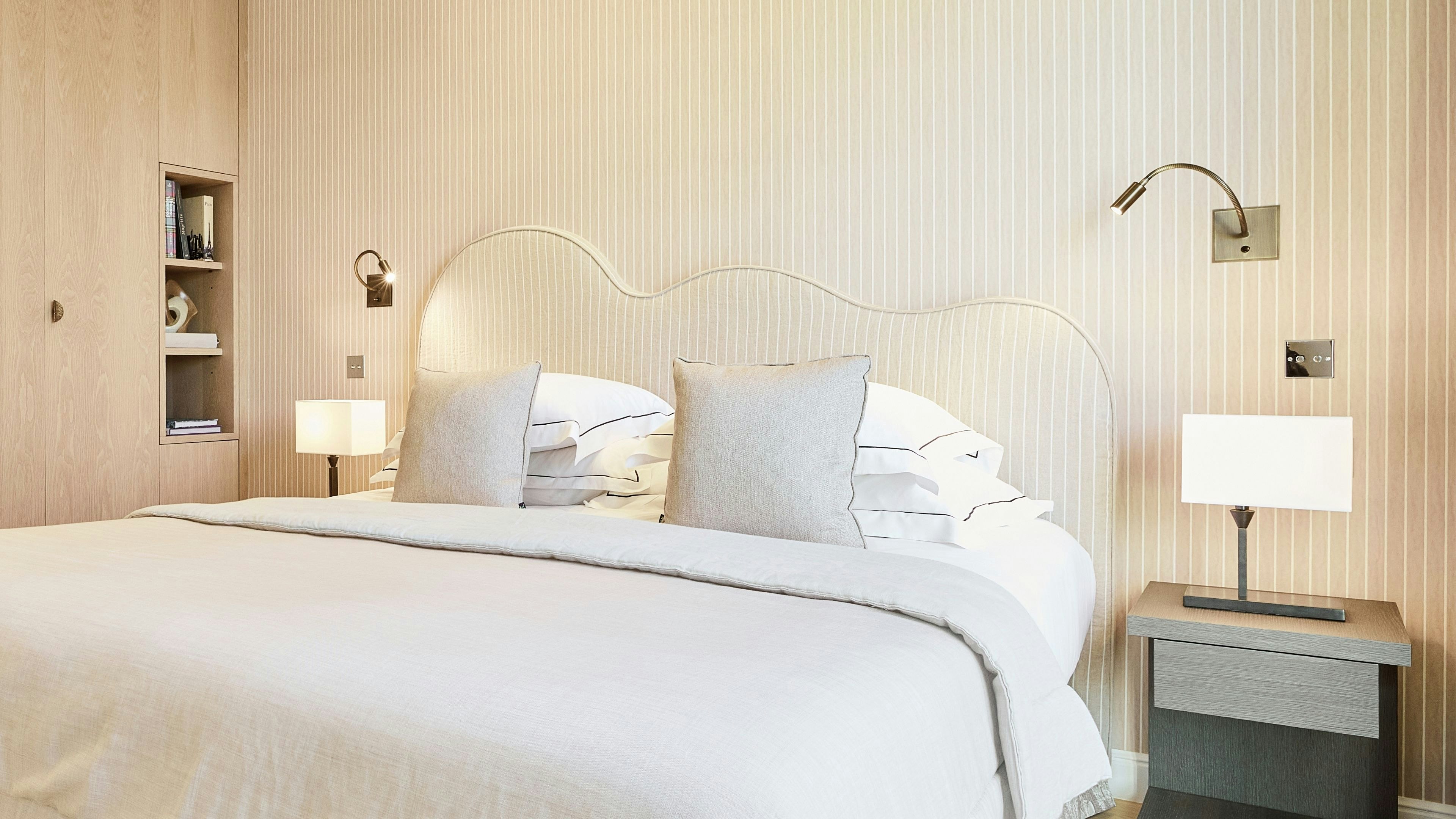 GRAND HOTEL DU PALAIS ROYAL 18/50