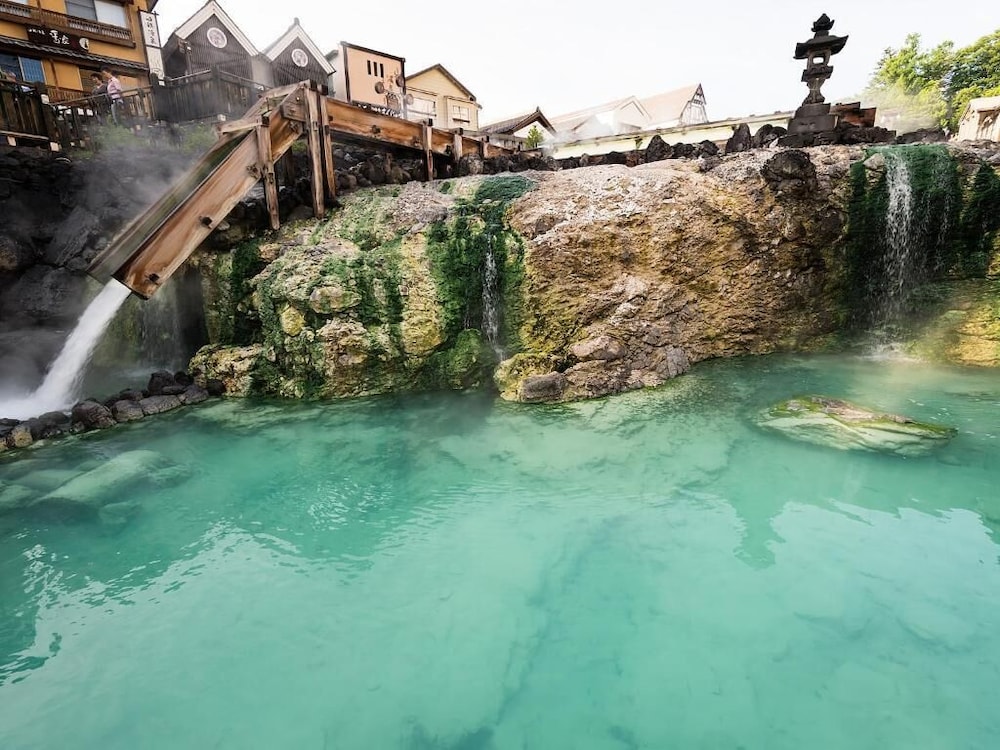 Kusatsu Onsen Futabaya 1/38