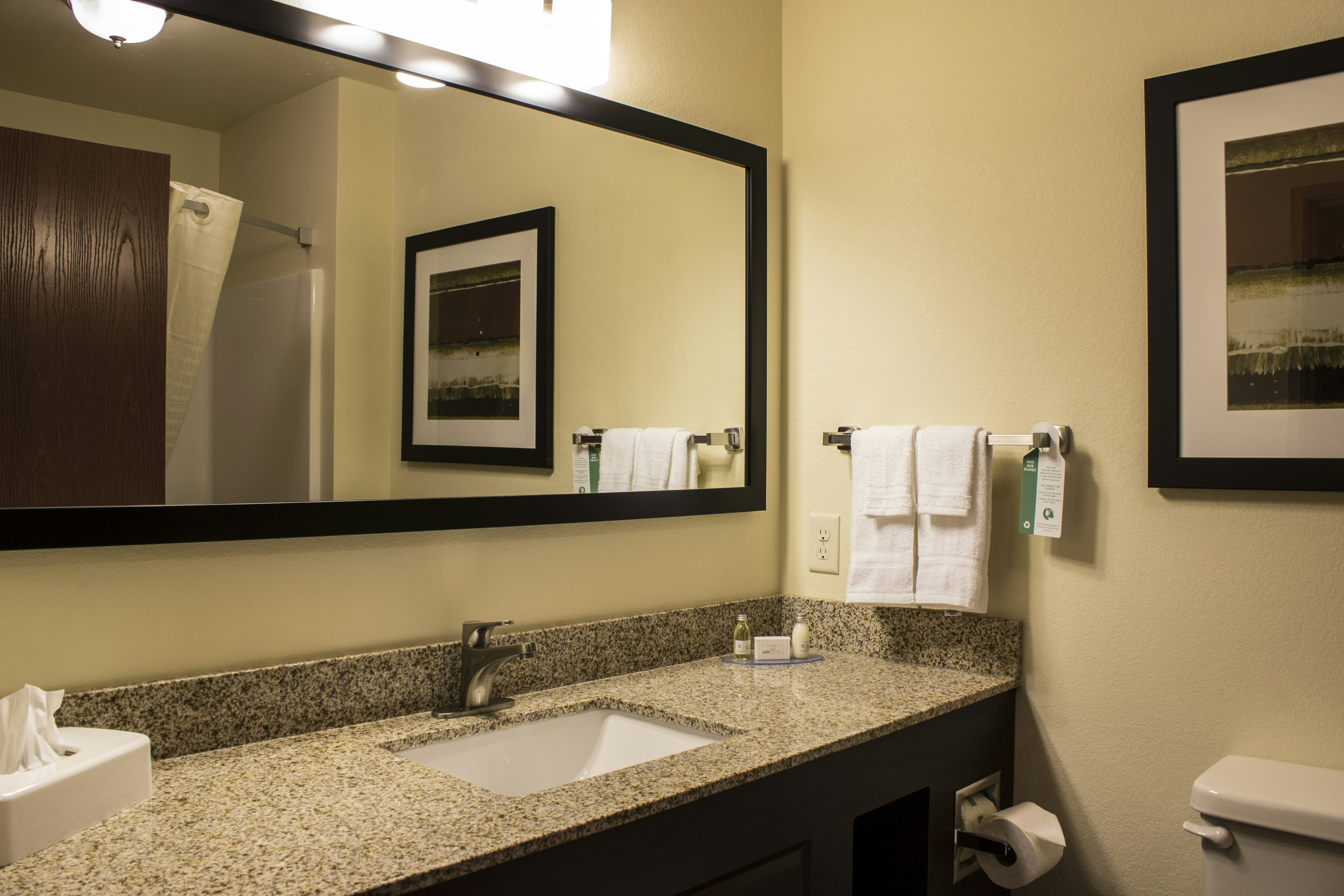 Cobblestone Hotel & Suites - Chippewa Falls 47/49