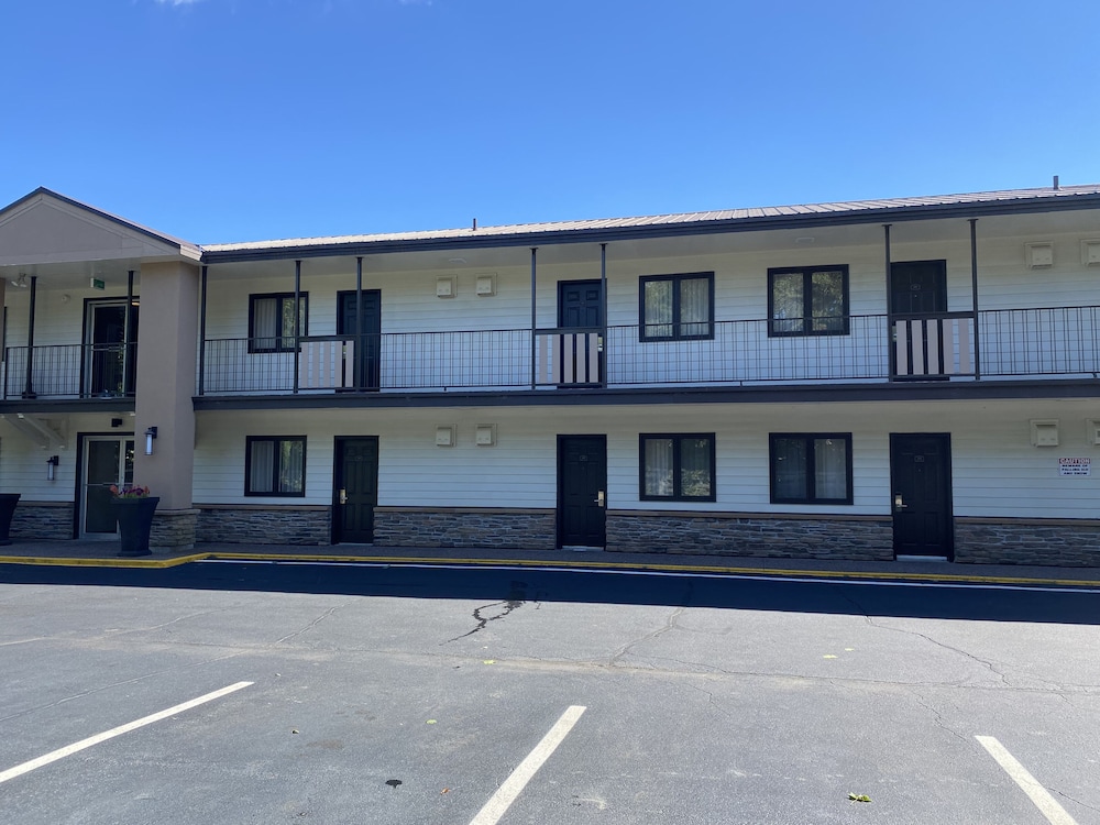 Best Western Glengarry Hotel 5/44