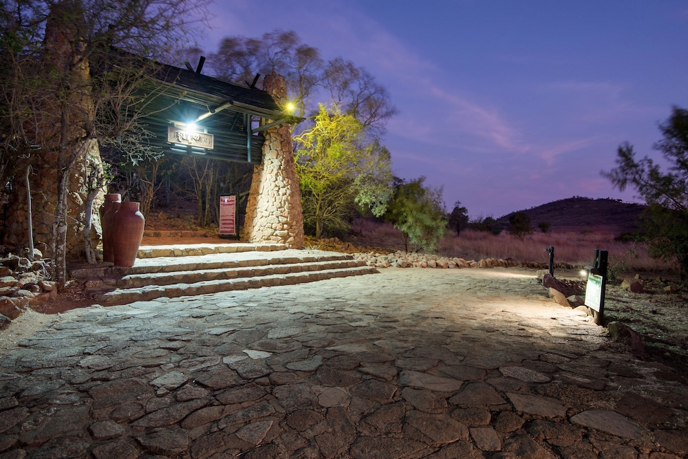 TSHUKUDU BUSH LODGE 1/49