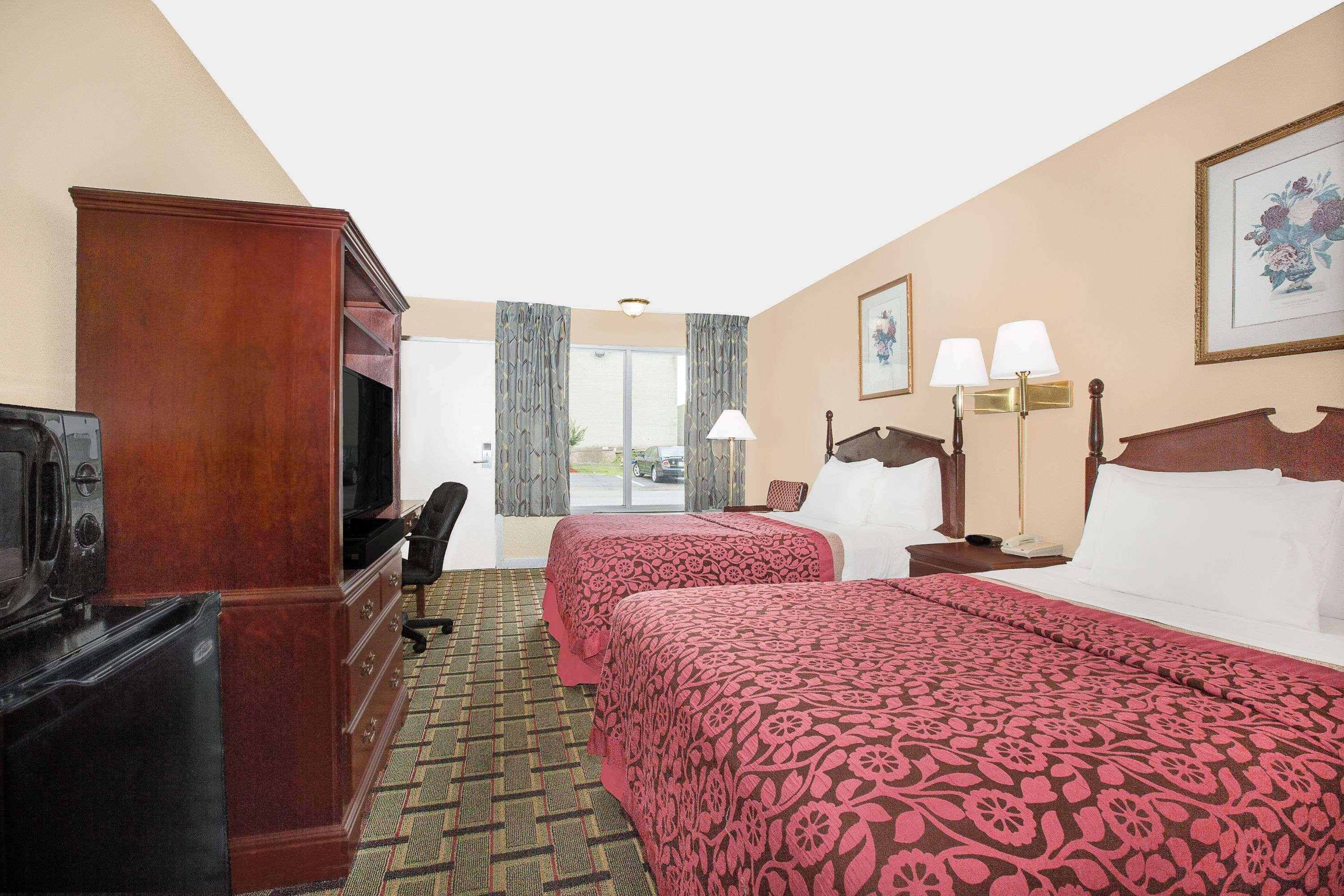 Meridian Inn Hotel, MS 5/18