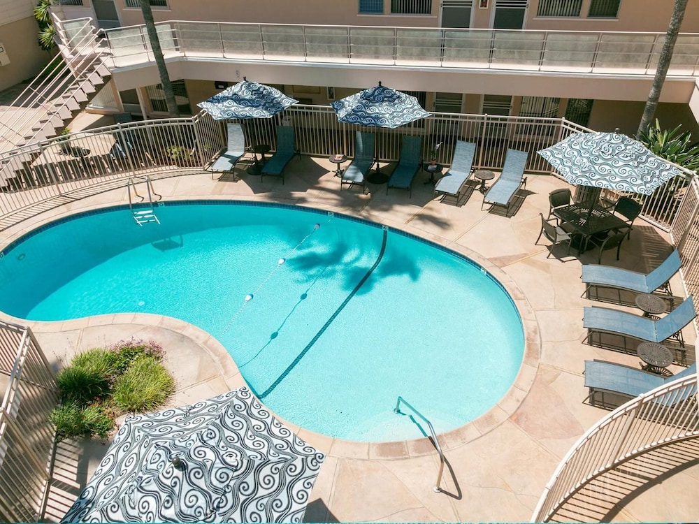 La Jolla Riviera Inn 5/45