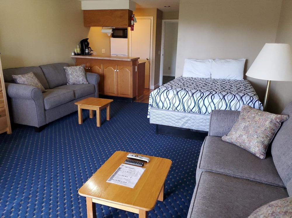 The Windrifter Resort 25/50