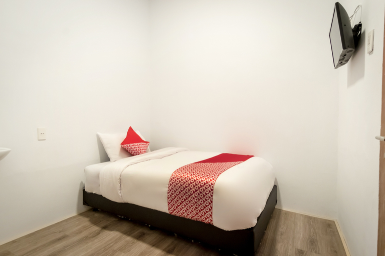 Hotel O Metropolitan Homestay Near Komplek Asia Megamas Medan 9/11