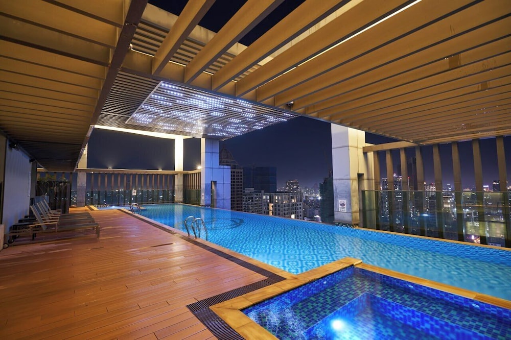 The View Serviced Residence 37/66