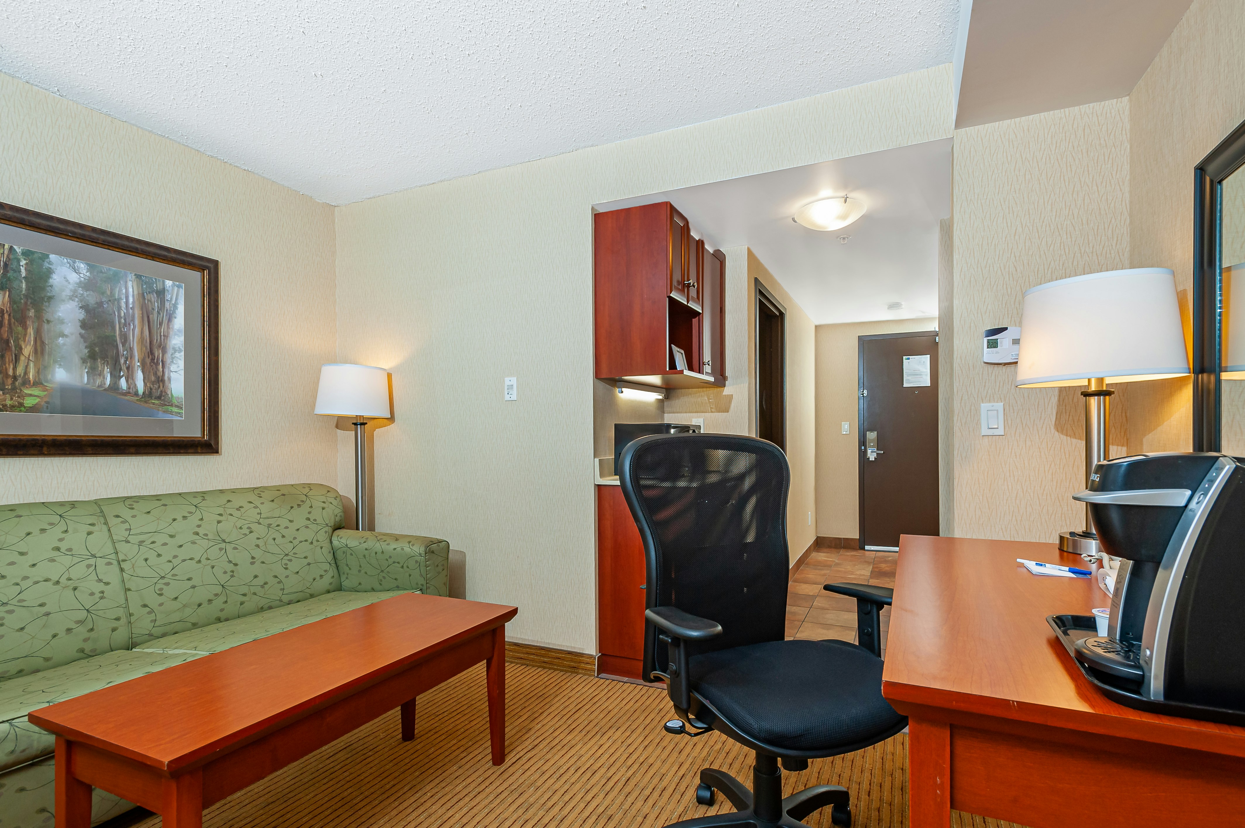 Holiday Inn Express Hotel Suites Clarington Bowmanville 62/70