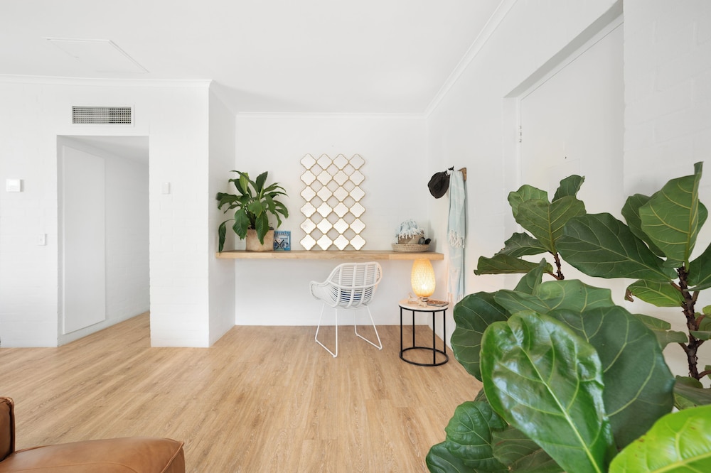 Noosa International Resort 11/66