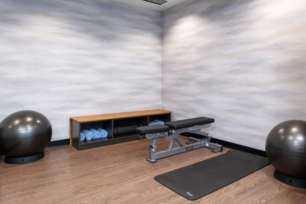 Fairfield Inn & Suites by Marriott Atlanta Marietta 10/18