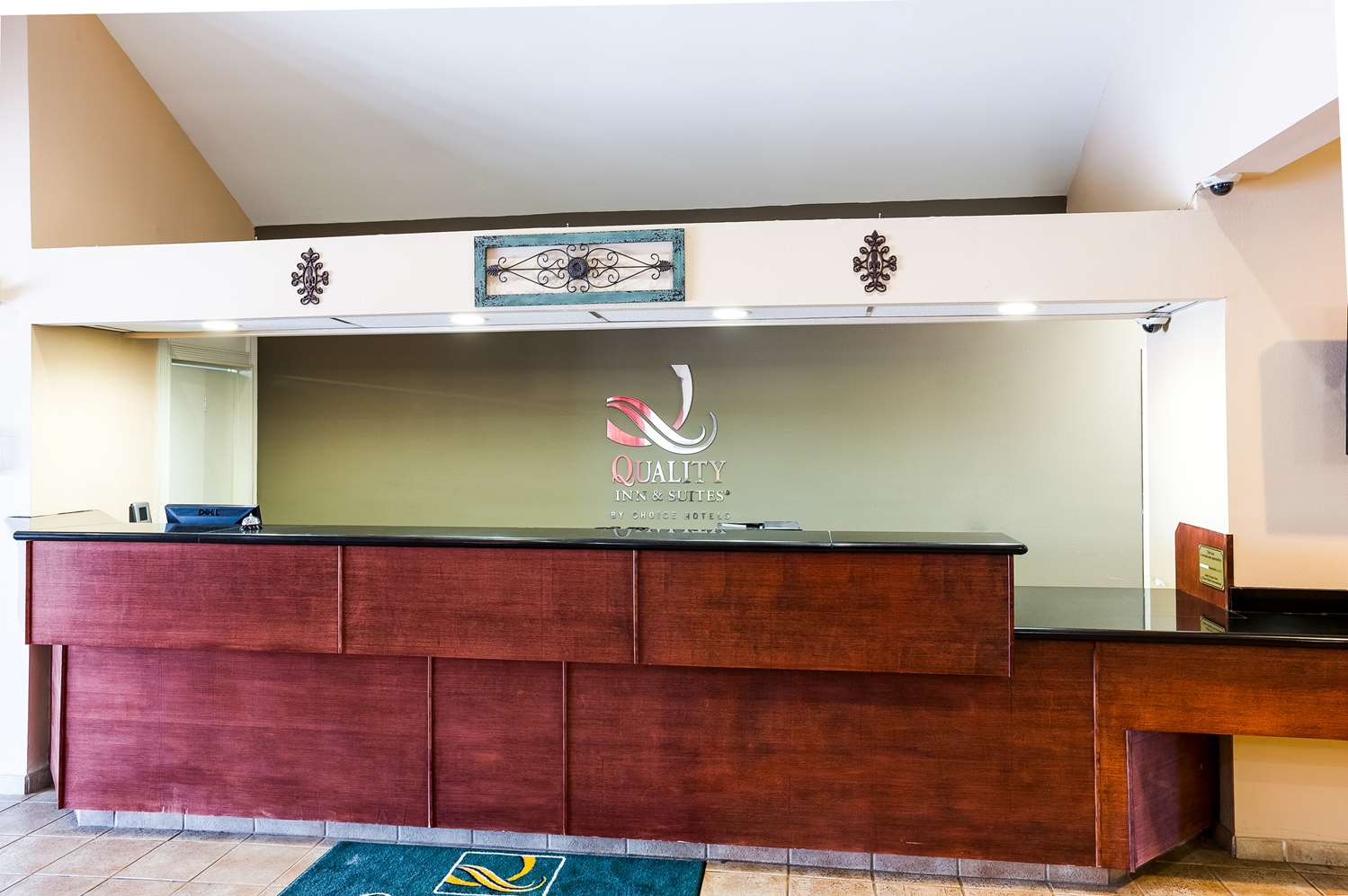 Quality Inn & Suites Lake Charles South 4/18
