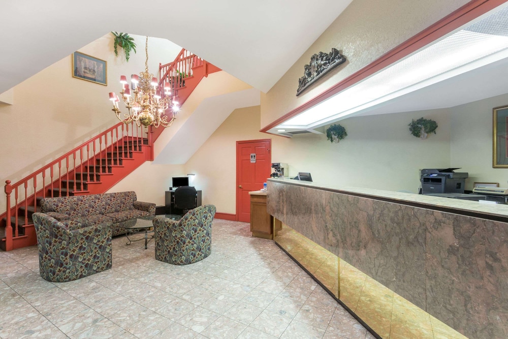 Days Inn By Wyndham Savannah Airport 1/19