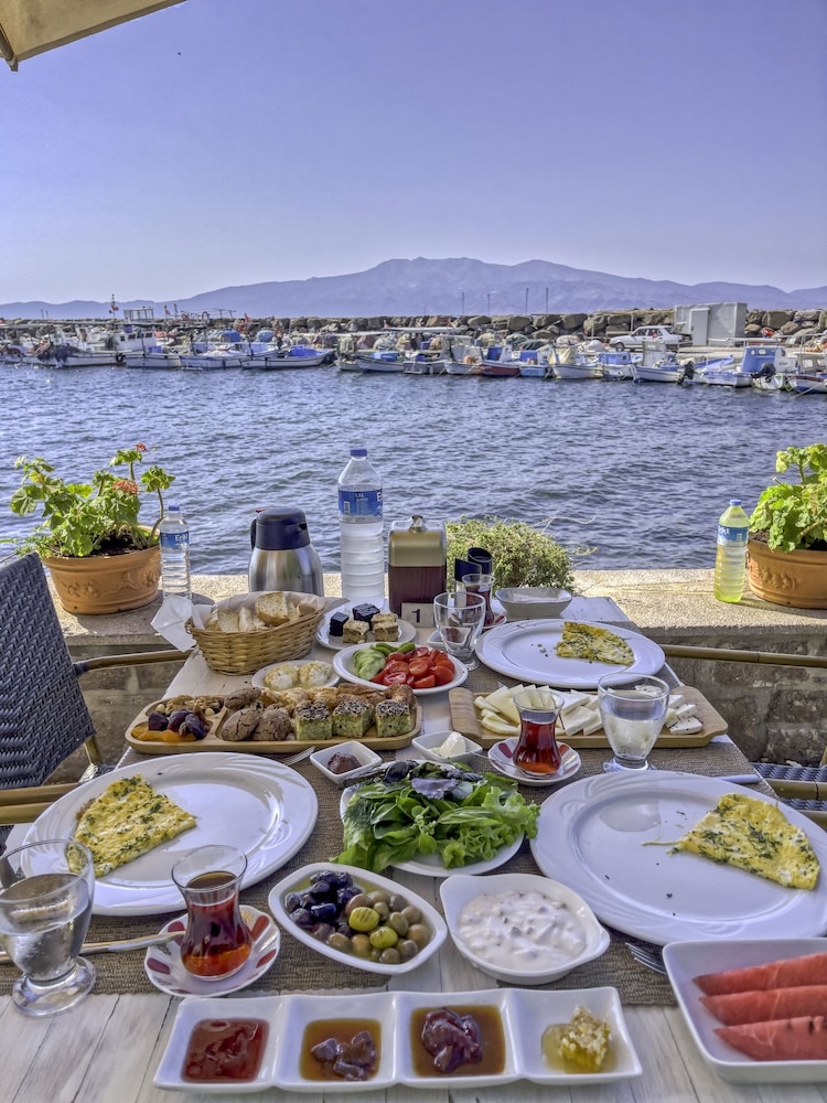Assos Zeytinhan Hotel Adults Only 32/50
