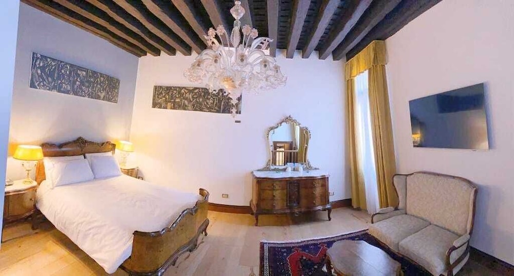 All Angelo Art Hotel 43/72