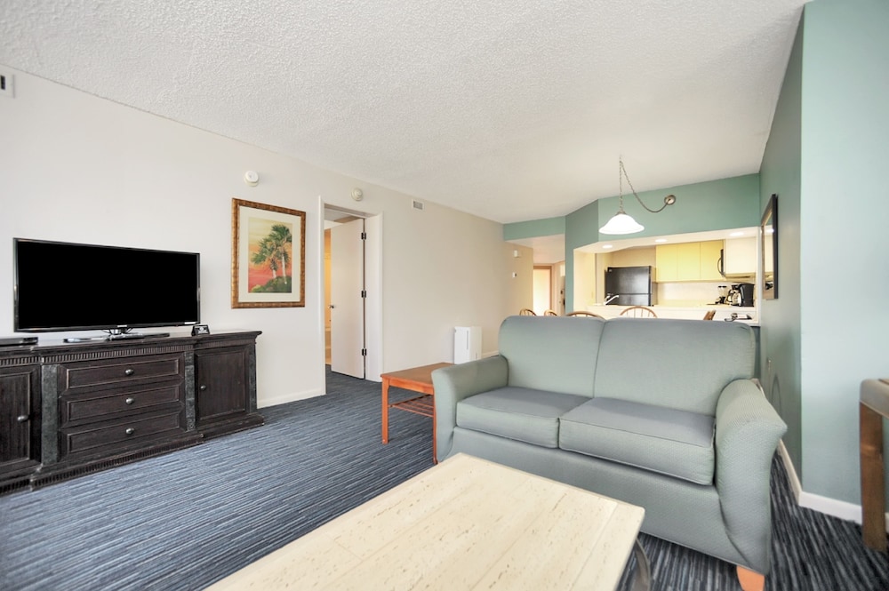 Oceanique Resort by Capital Vacations 24/48