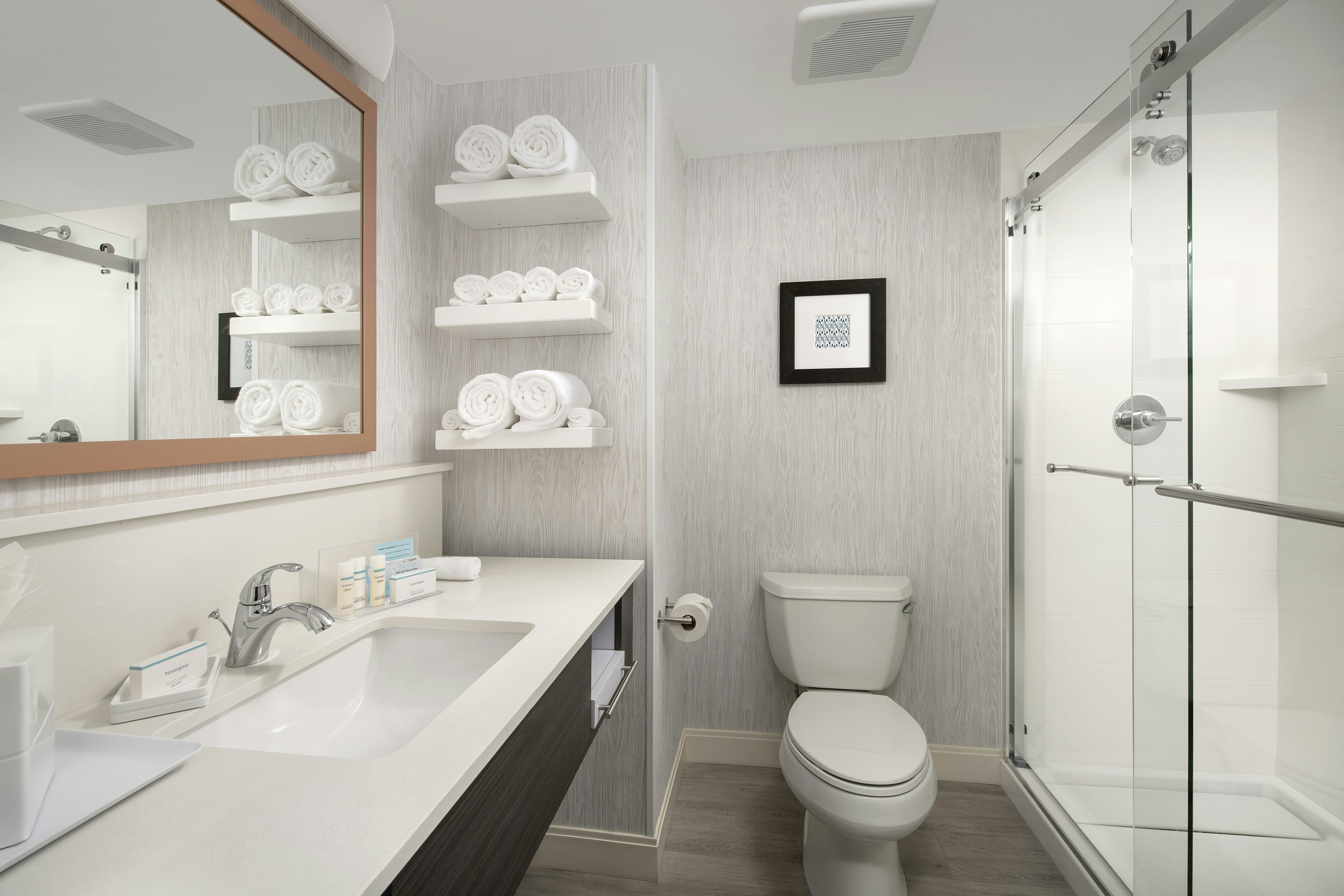 Room, King Bed, Balcony or Patio, Accessible، Hampton Inn Marathon Florida Keys Fl 5/7