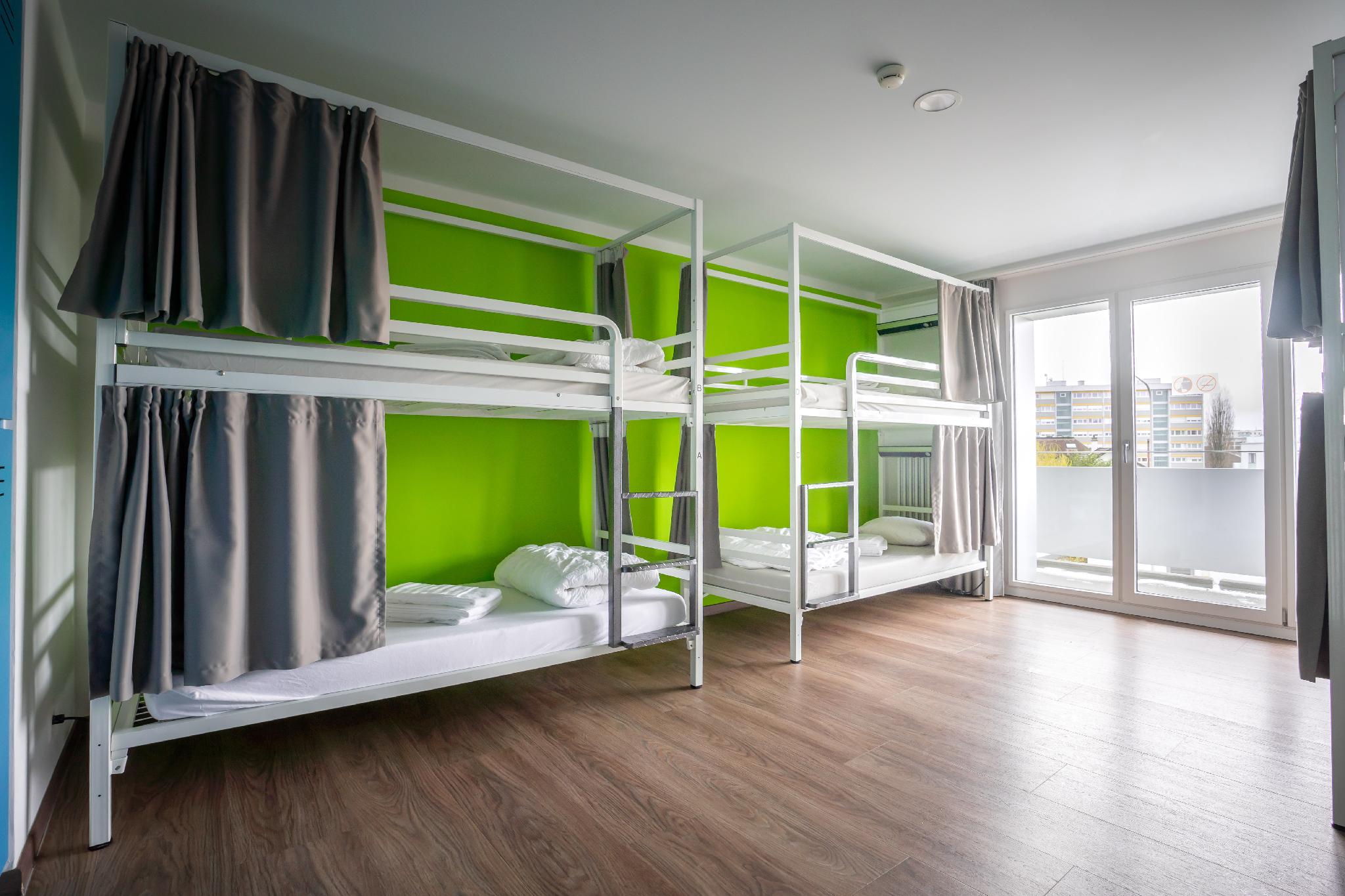 Female Dorm, Female Only
