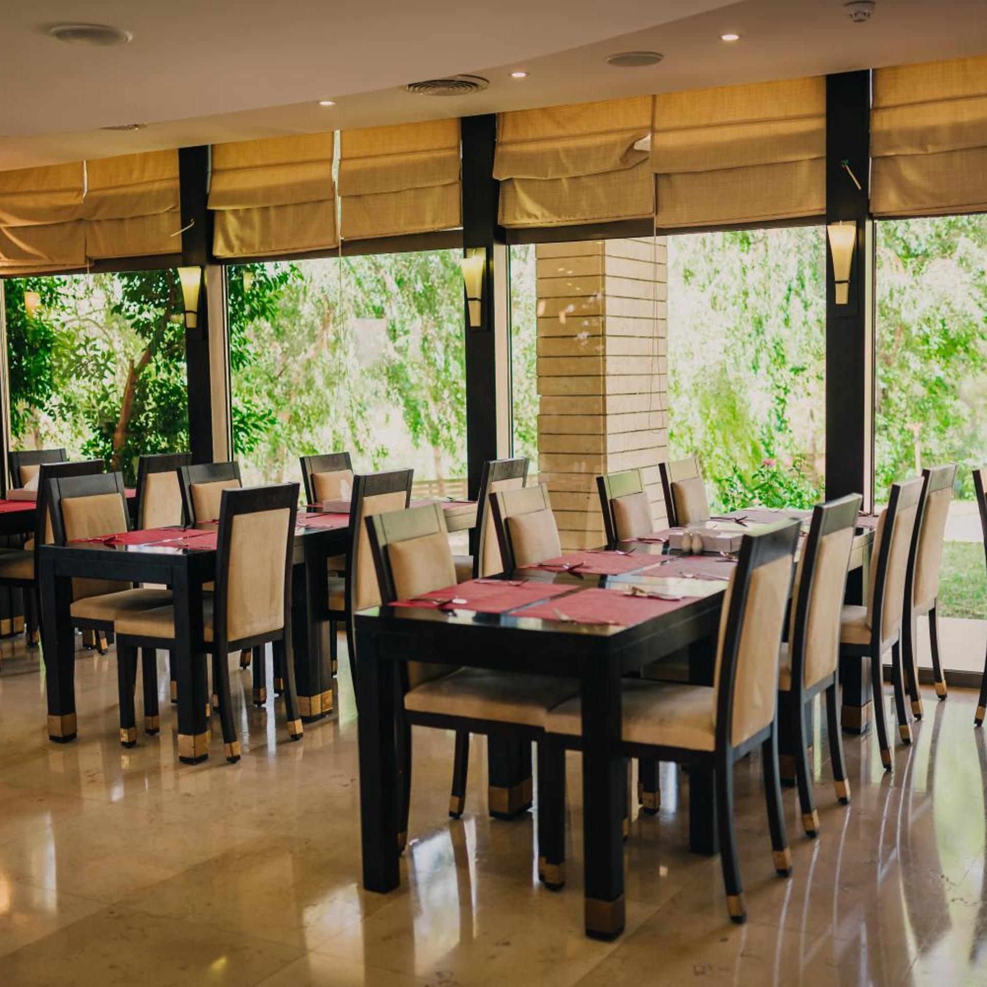 Ashur Hotel 43/63