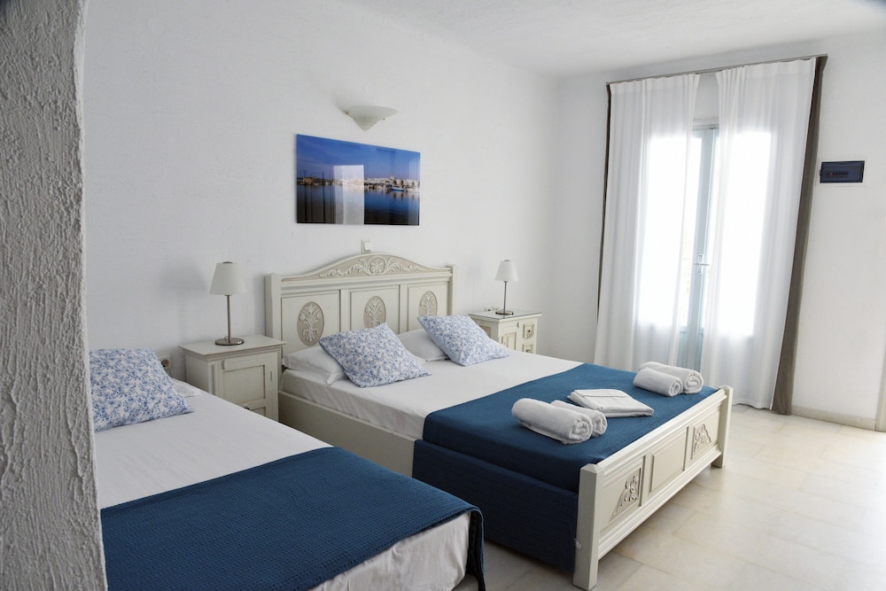 Anthos Apartments 6/50