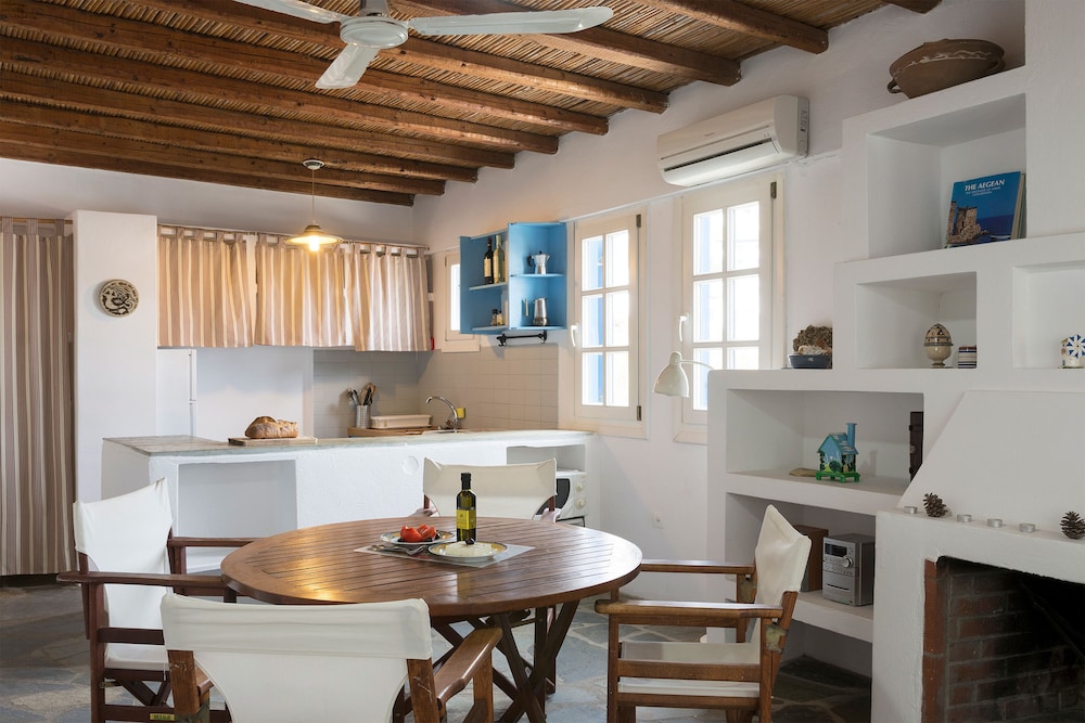 SERIFOS BEACH HOTEL 47/50