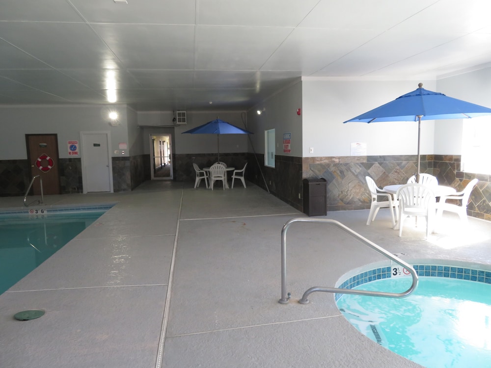 SureStay Plus by Best Western Montrose 41/48