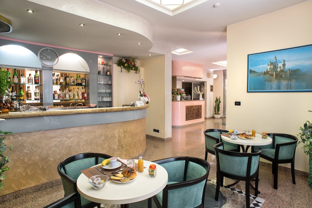 Hotel Villa Luigia 34/50