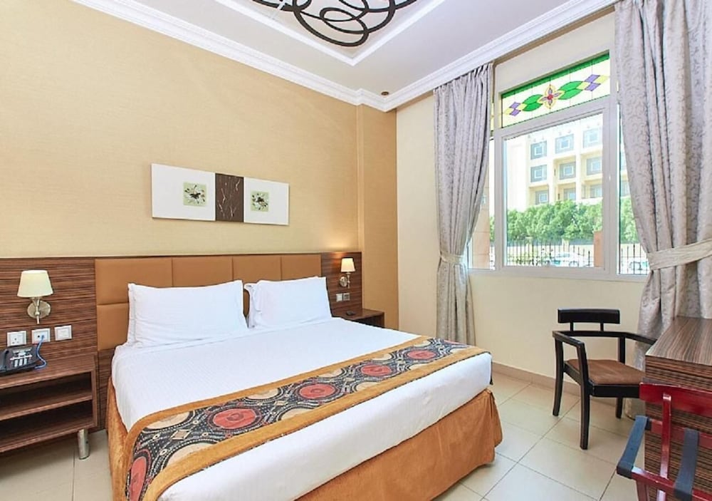 Mughal Suites 13/50