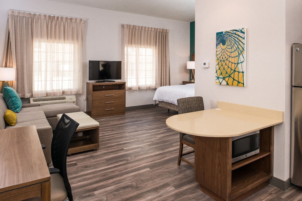 Staybridge Suites Pecos 37/56
