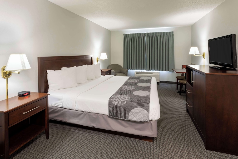 Hastings Country Inn 12/43