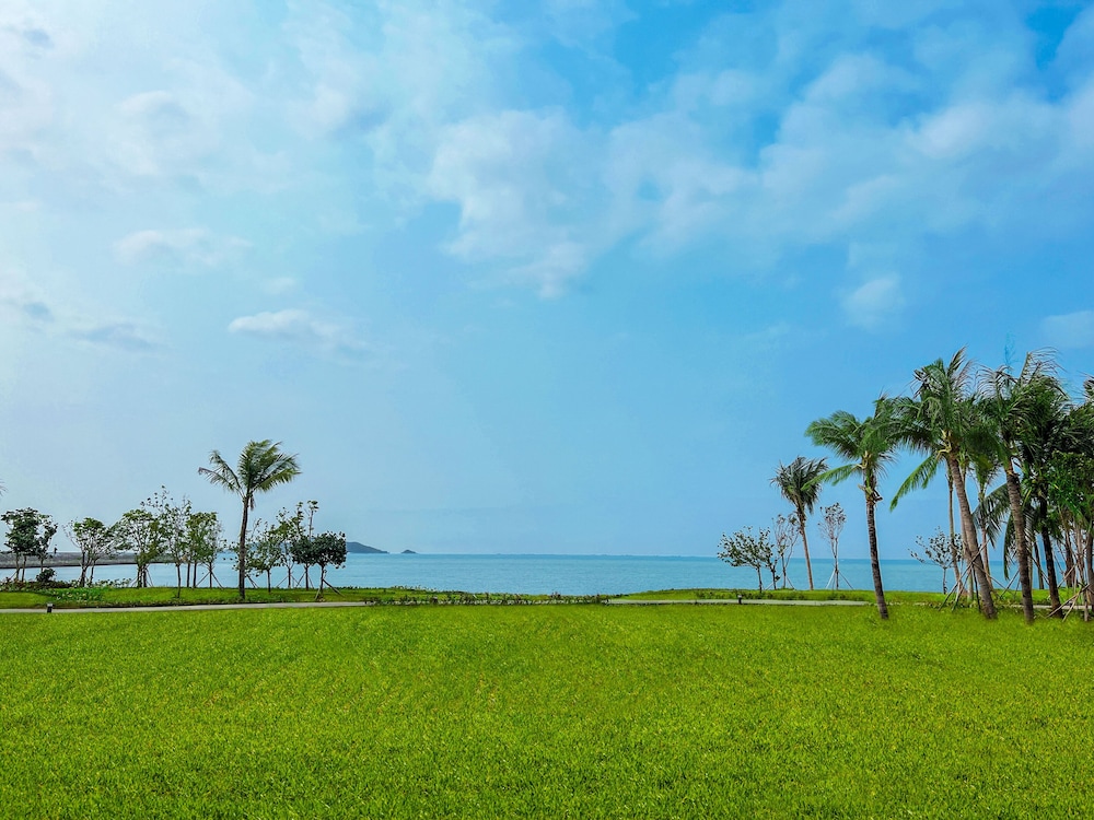 Hyatt Regency Sanya Tianli Bay 40/50