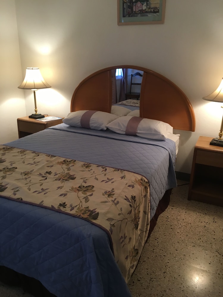 Palm View Guesthouse and Conference Centre 10/42