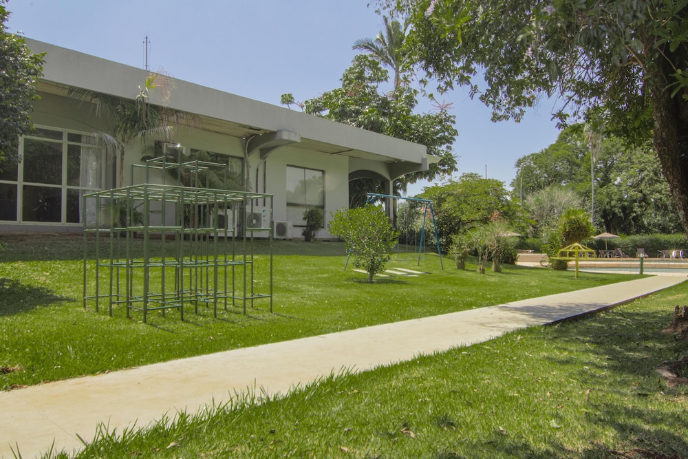 Hotel Deville Express Cascavel 48/50