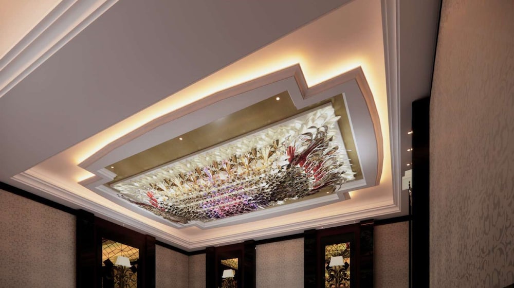 The Trans Luxury Hotel Surabaya 19/50
