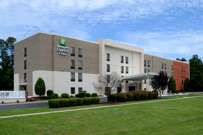 Holiday Inn Express Hotel And Suites Research Triangle Park 30/30