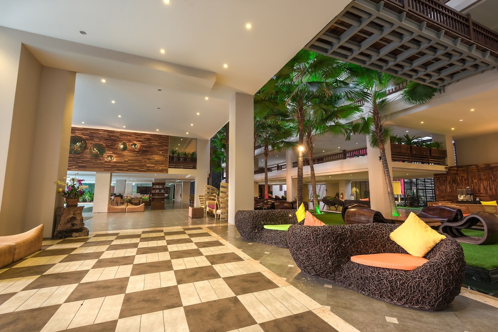 Baan Laimai Beach Resort 13/66