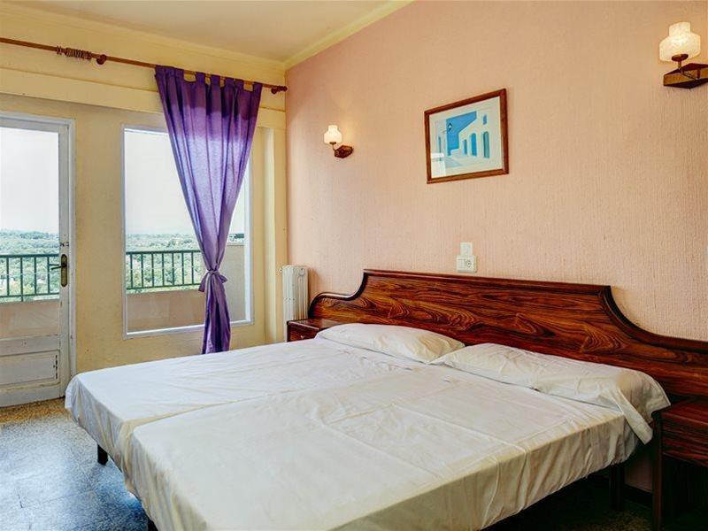 Aparthotel Marina Drach 3/19