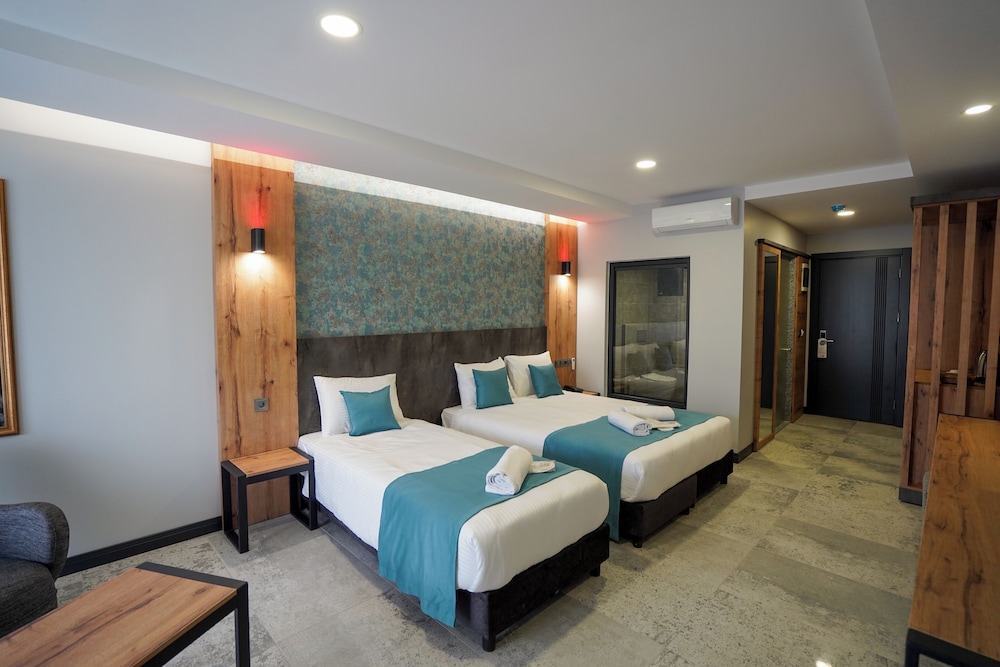 Çelik Thermal & Spa 13/48