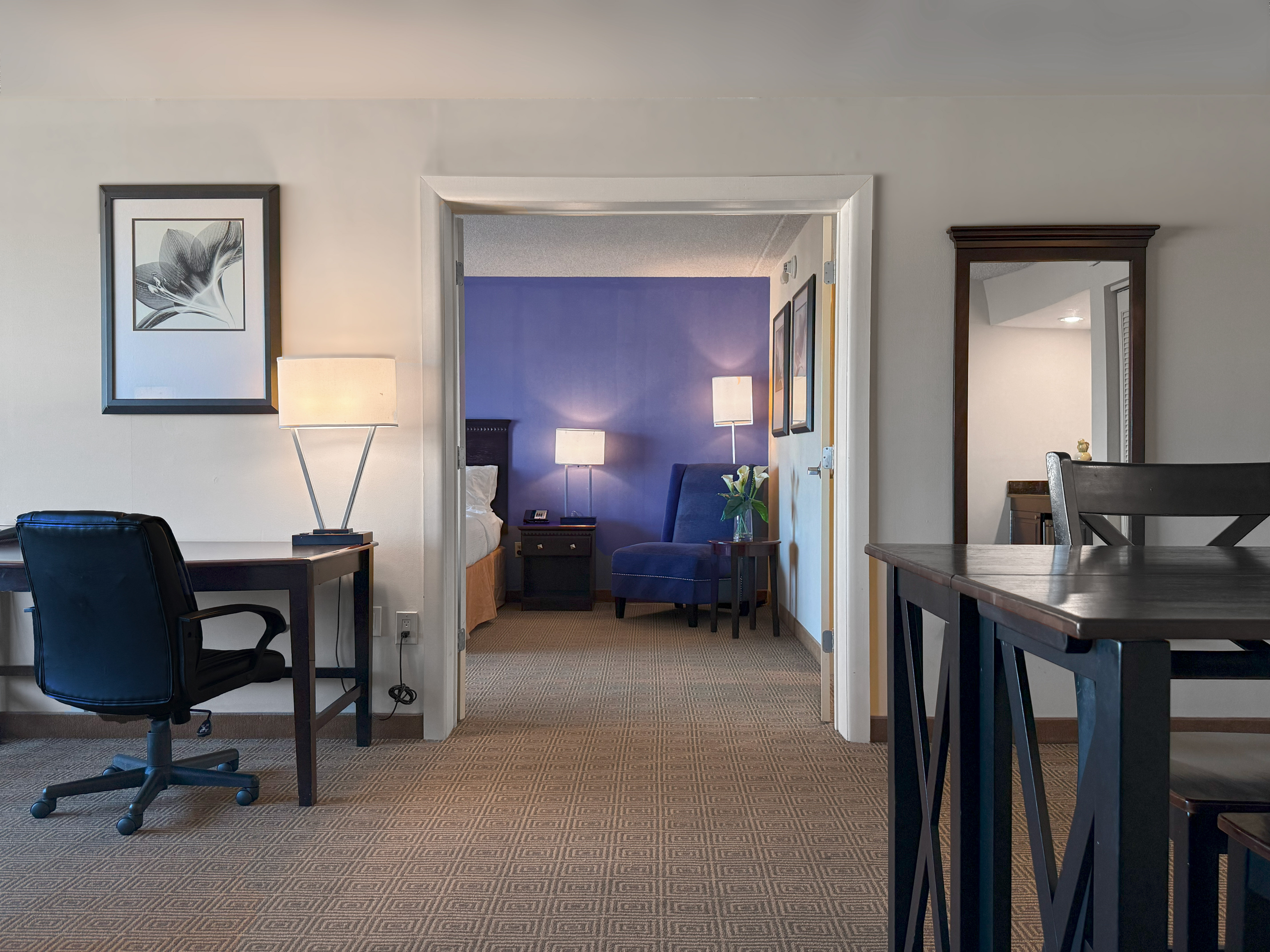Holiday Inn South Plainfield-Piscataway 34/50