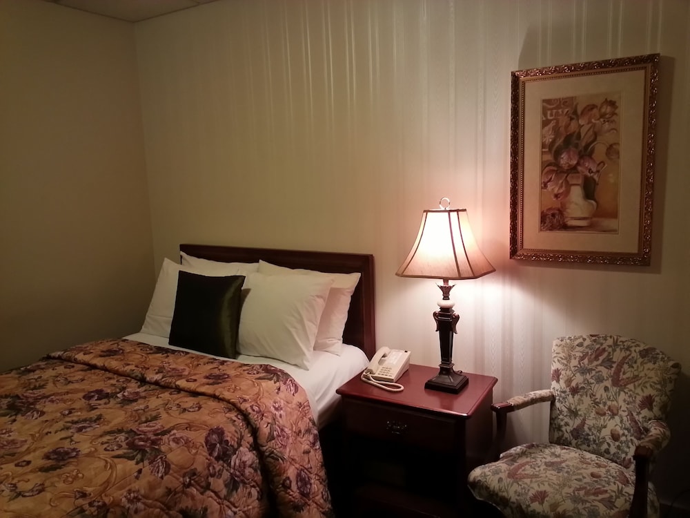 Kingston Hotel 11/63