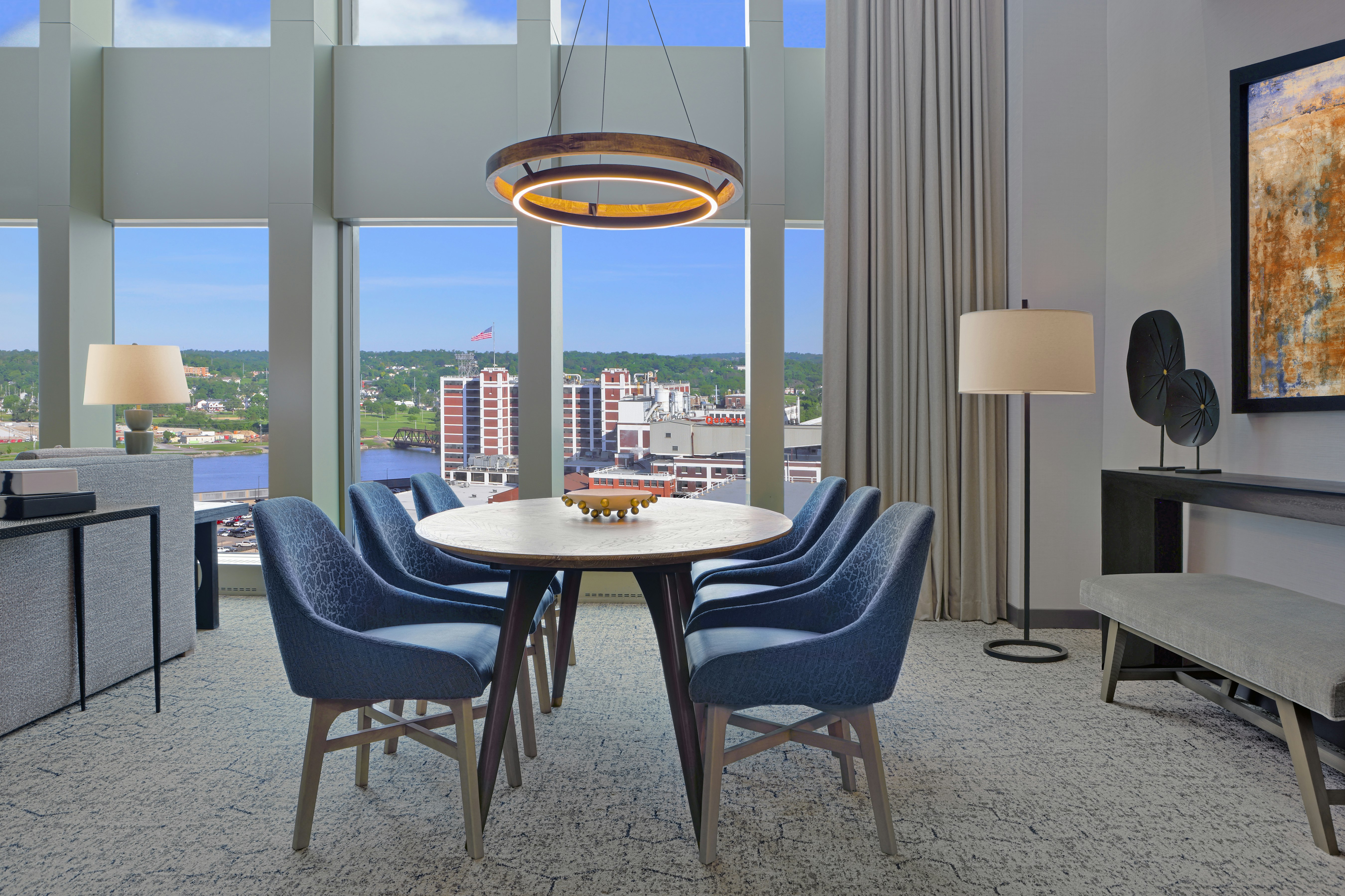 Doubletree By Hilton Cedar Rapids Convention Complex 59/74