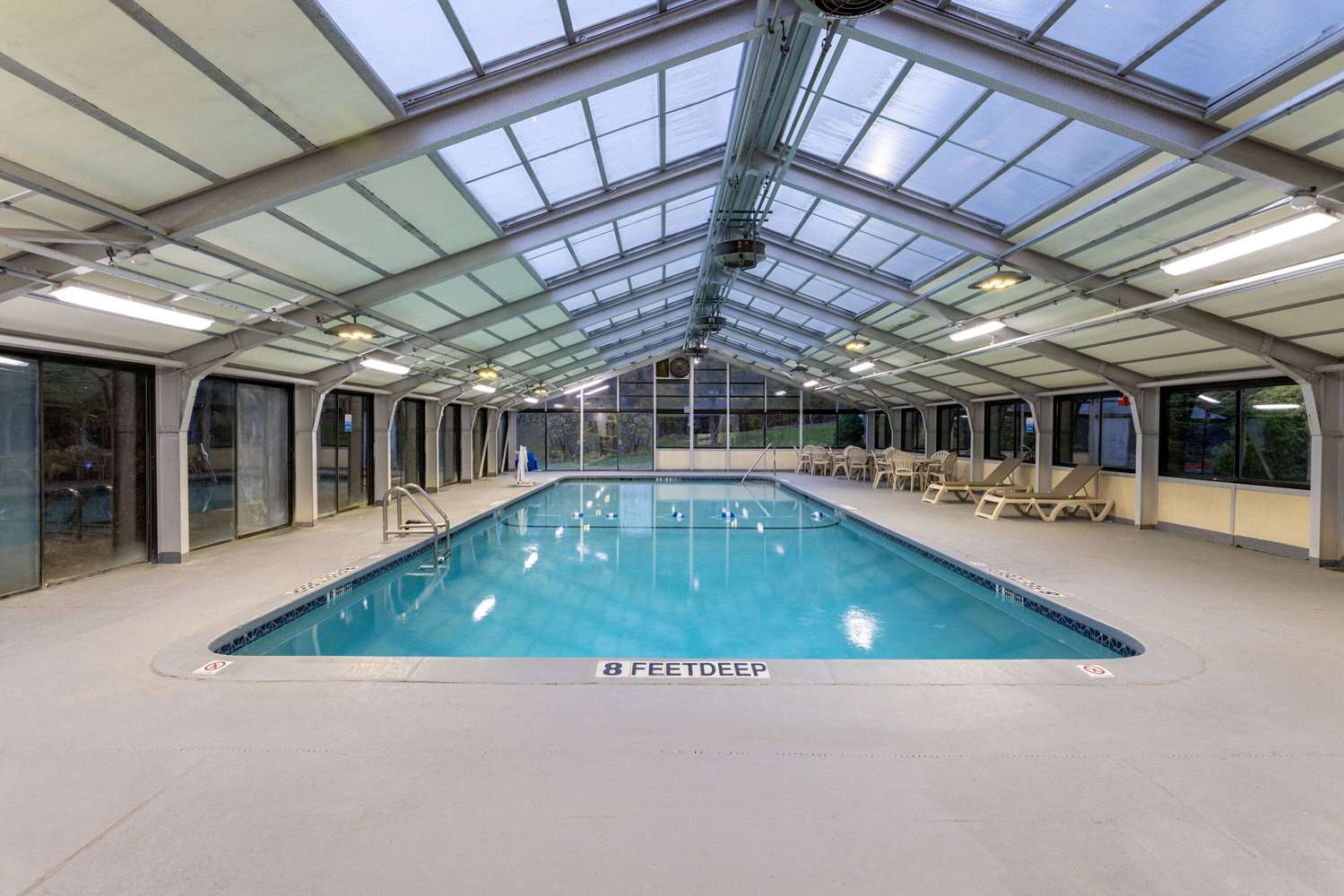 Baymont by Wyndham White Plains Elmsford 12/44