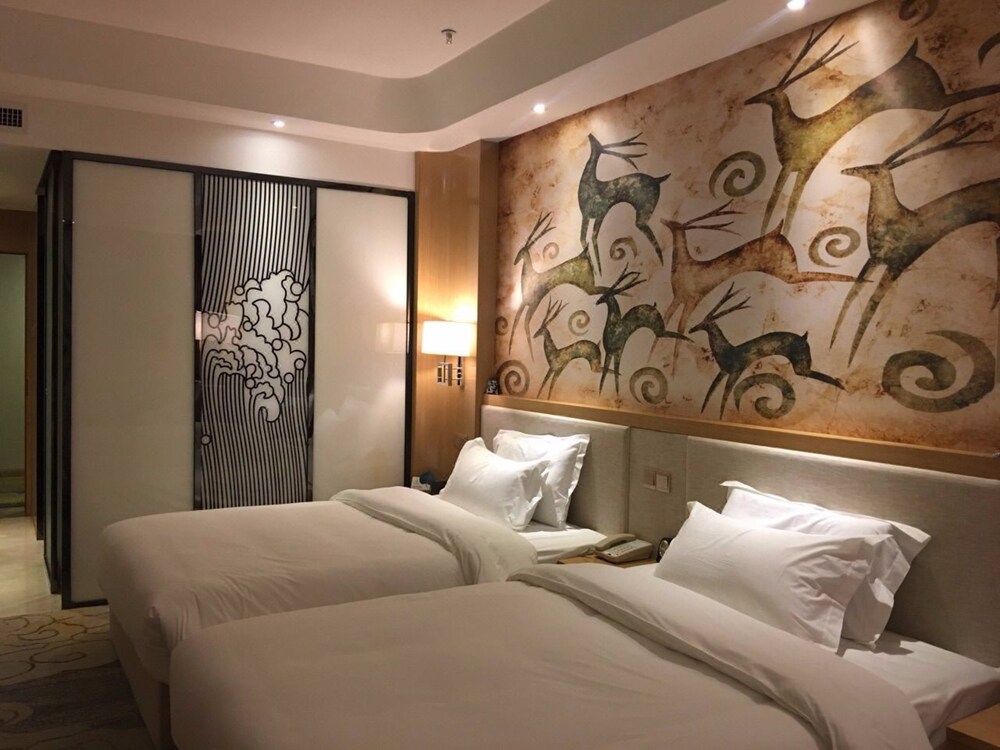 Qinghai Baiyun Xiangling Hotel 7/30