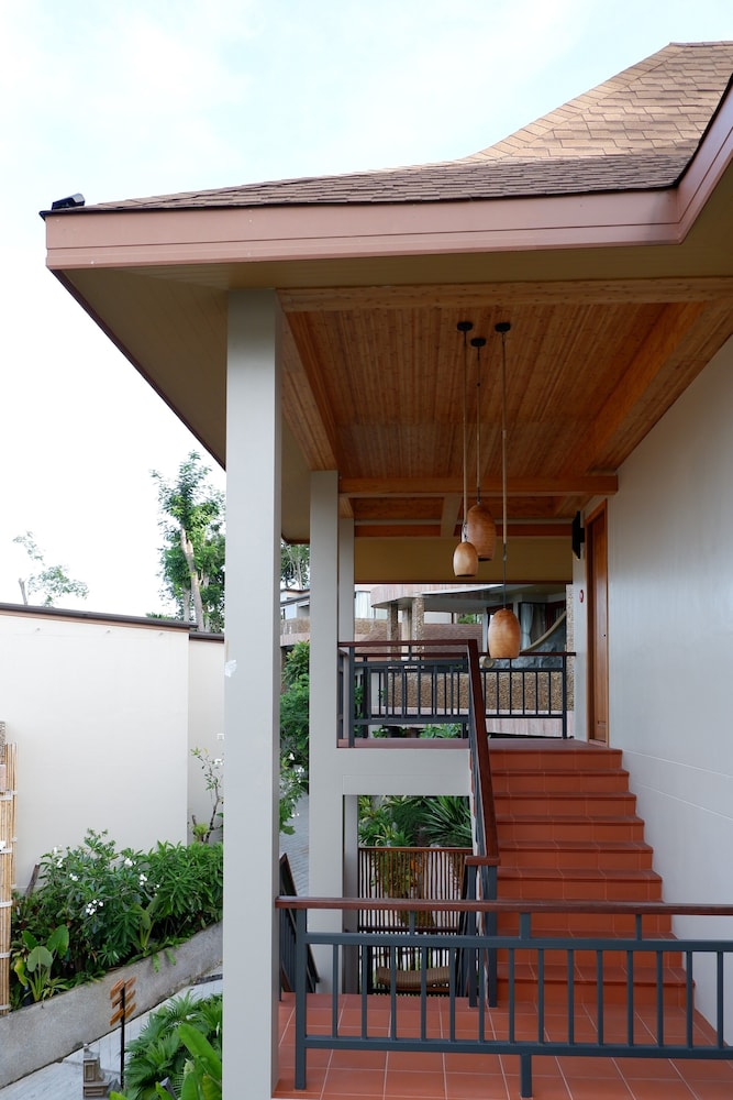 Sinae Phuket Luxury Hotel 6/78