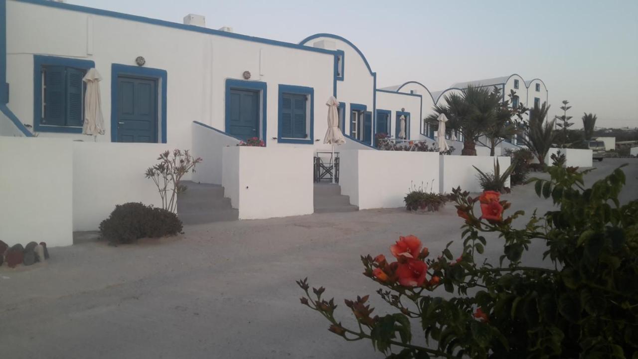 Paradisos Oia 32/36