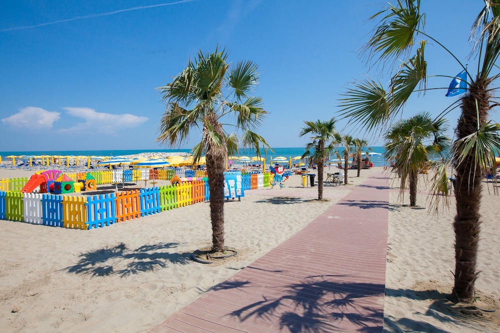 VELA BLU CAMPING VILLAGE 54/67